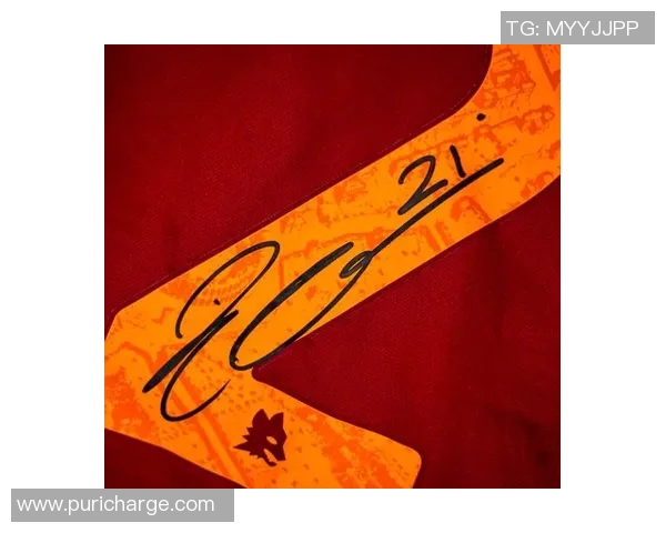 球衣三号背后的故事足球明星如何塑造传奇与荣耀 球衣三号背后的故事足球明星如何塑造传奇与荣耀