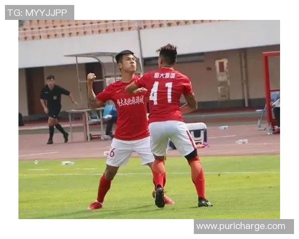 恒大足球新星崛起揭秘最新签约球员的实力与潜力